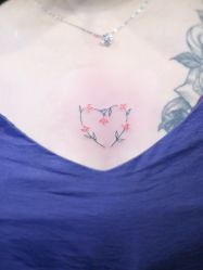 -鳌首刺青纹身 穿孔饰品店