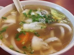 -佬钱湾仔(衣裳街店)