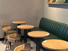 -星巴克(青岛火车北站候车大厅店)