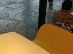 -麦当劳(国家体育场南路店)