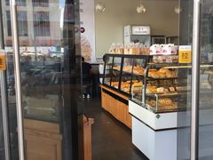 面包甜点陈列柜-优品颂烘焙咖啡(南山店)