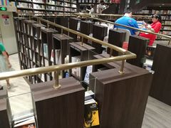 -钟书阁(群光广场店)