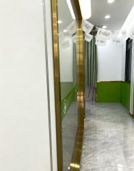 -苗医生专业祛痘·皮肤管理