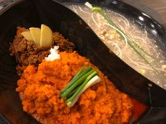 牛油骨汤鸳鸯锅-吃皮火锅馆(苏宁店)