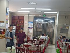 大堂-老陈饭店(黑石支路店)