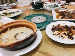 -品香菜馆(旗峰路中侨大厦店)