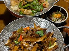 -雀舞云南菜(天津天河城购物中心店)