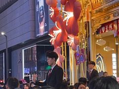 -黄兴南路步行商业街