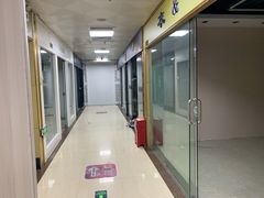 -飞马城原创时装中心(南油第二工业区店)