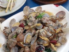 -老东镇啤酒屋海鲜加工·蒸汽海鲜·海鲜烧烤(台东店)