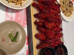 -肥肥虾庄·金牌油焖大虾(杨园滨江时代walk店)