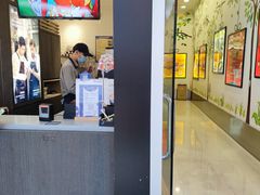 门面-瑞幸咖啡(太阳百货店)
