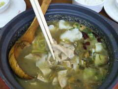 -周鱼小馆石锅酸菜鱼(活力汇店)