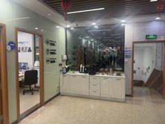-茂菊口腔连锁(浦东南路店)