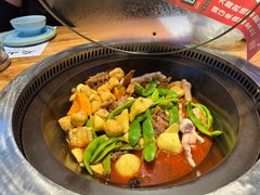 -山河屯铁锅炖·非遗东北菜(南山店)