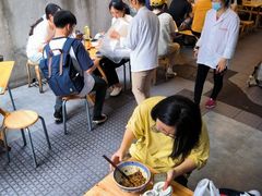 -沪西老弄堂面馆(定西路店)