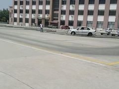 -万国驾校