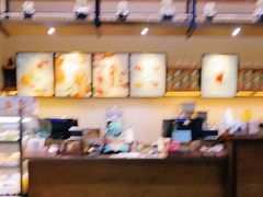 -星巴克(北京西站5号候车室)