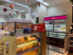 -全家便利店(杭州龙翔桥地铁站店)