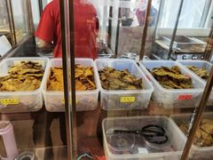 -香记肉干(官也街店)