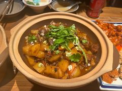 砂锅川香牛腩煲-破三川·新川菜(静安大融城店)