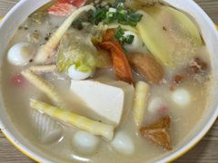 -菲哥麻辣烫(贵山小区店)