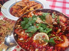 -辣小鲜·南昌大排档(船山路店)