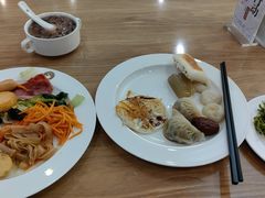 -天鹅湖大酒店