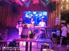 -喜鹊音乐酒馆(西街店)