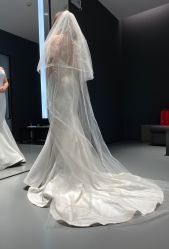 -Vera Wang婚纱礼服旗舰店