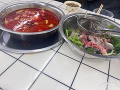 -周良天山牛杂城(天山路总店)