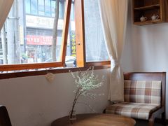 靠窗位-Ginko银子(青龙街店)