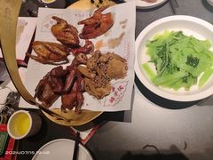 -鸽子侯·家宴·平价海鲜(市图书馆店)
