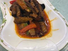 -伊和园清真餐饮