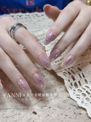 -Fanni美甲美睫皮肤管理