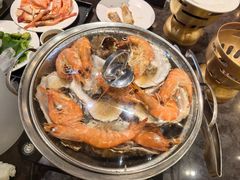 -川骄海鲜自助(王府井奥莱UP TOWN店原世界之花店)