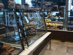 面包甜点陈列柜-巴黎贝甜(常德路店)