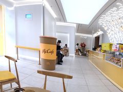 用餐区-麦当劳(徐汇漕溪北路百脑汇店)