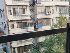 -崇仁路(地铁站)