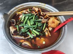 -铁锅哥米线