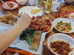 -冶建镜子·老南昌大排档·江西虾王(总店)