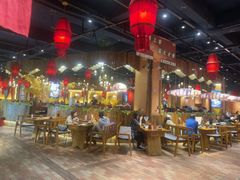 -老滇山寨•云南特色菜•地方菜•民族风情歌舞表演(金碧店)