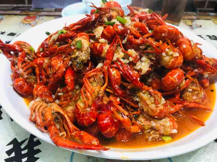 刘记龙虾海鲜烧烤-"差 无话可讲,娃娃菜打包回来,汤全部撒了.