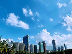 -万绿园