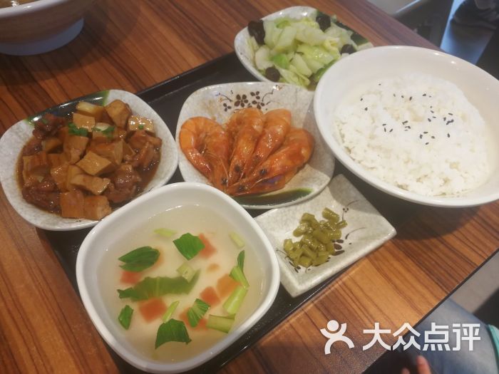 鮮蝦雞骨醬飯套餐