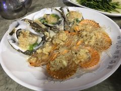 -四川小胡子海鲜(丁村万人海鲜广场店)