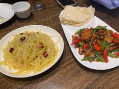 -泉畔人家·老济南经典鲁菜(大明湖店)