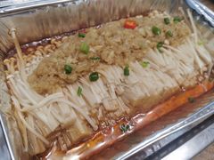 蒜泥金针菇-老虎滩大连海鲜烧烤(建邺云锦路总店)