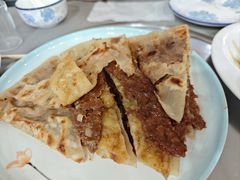 -溢心园香河肉饼总店