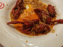-肥肥虾庄·金牌油焖大虾(汉口城市广场店)